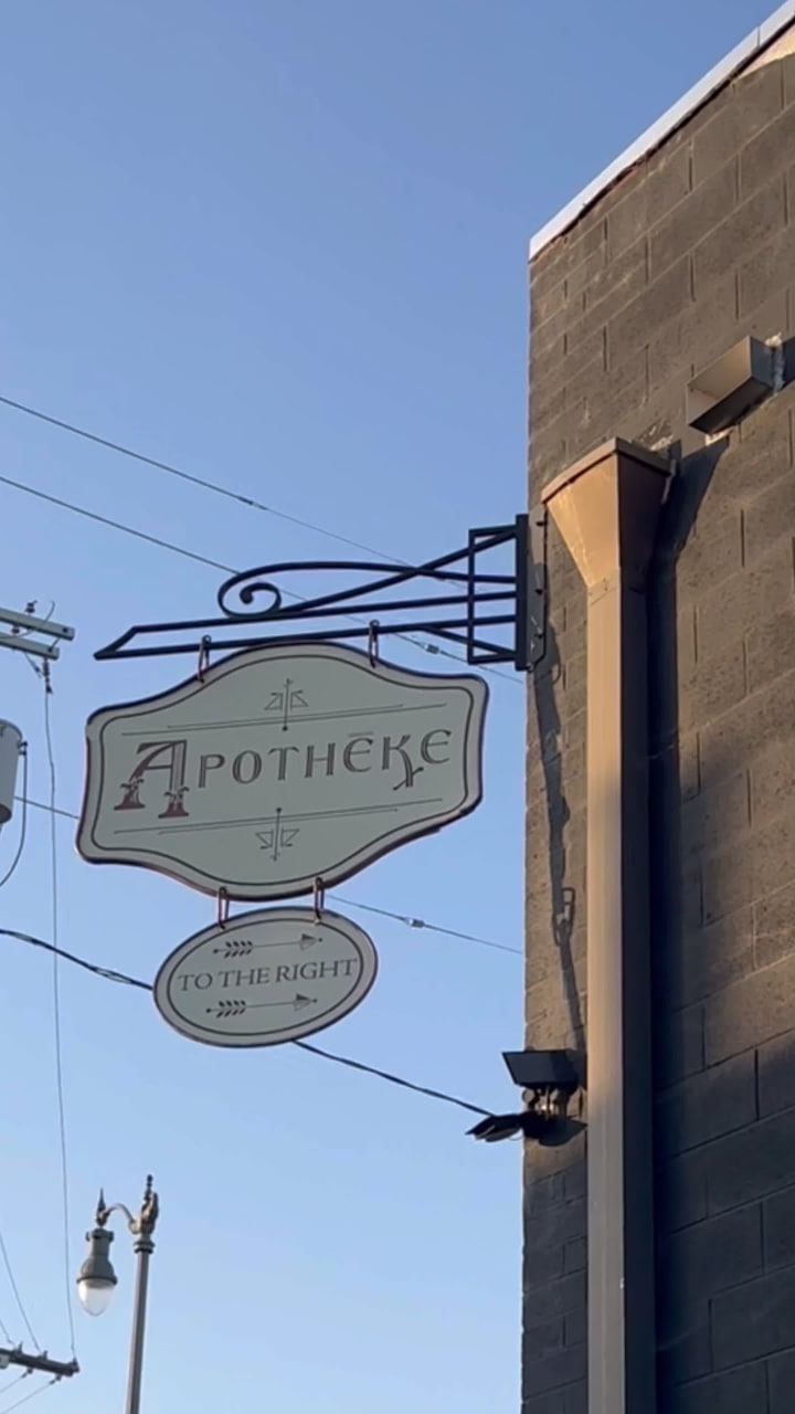 Video review of Apotheke