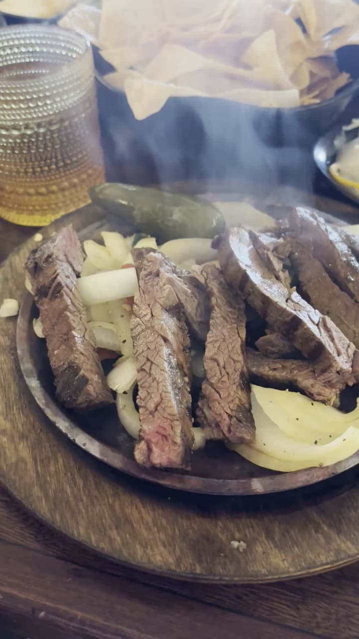 Video review of Uncle Julio's