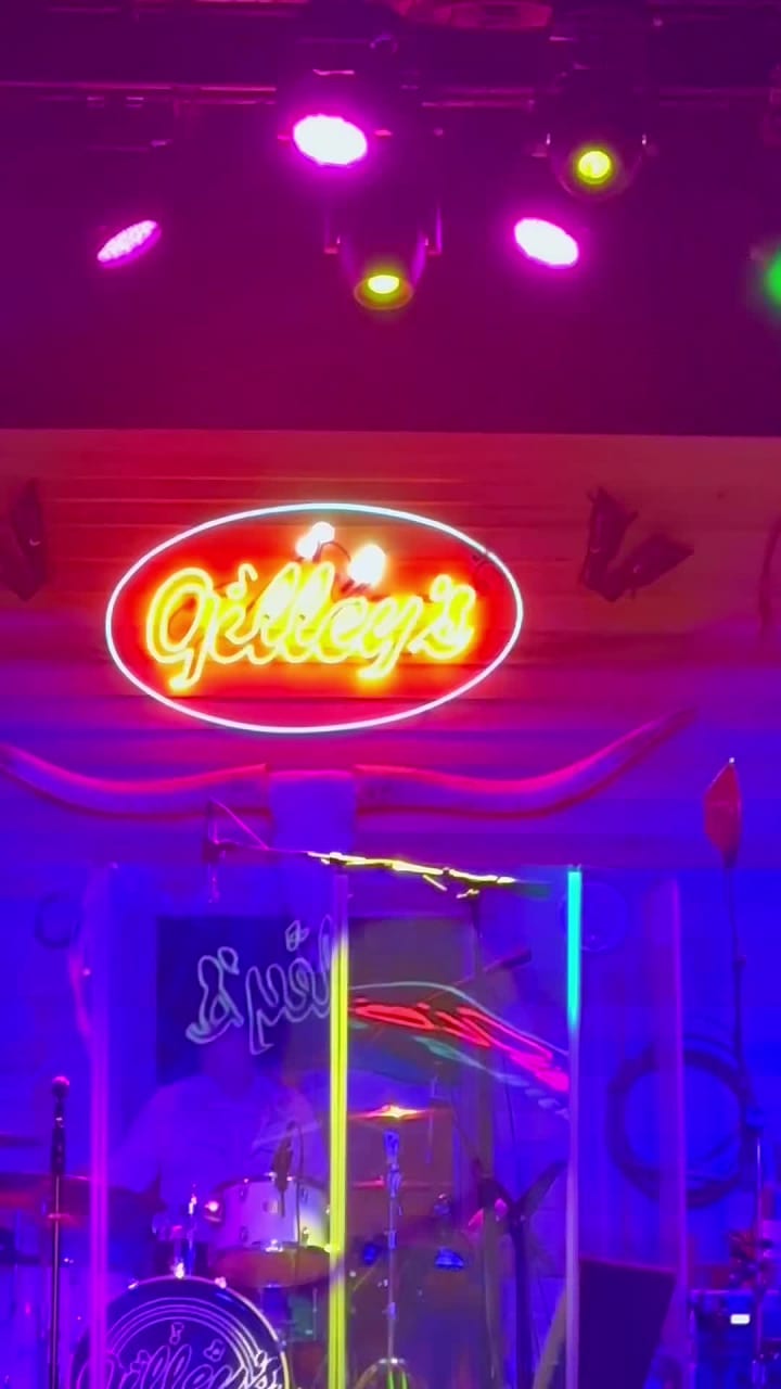 Video review of Gilley's Saloon, Dance Hall & Bar-B-Que