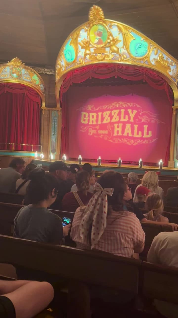 Video review of Country Bear Jamboree