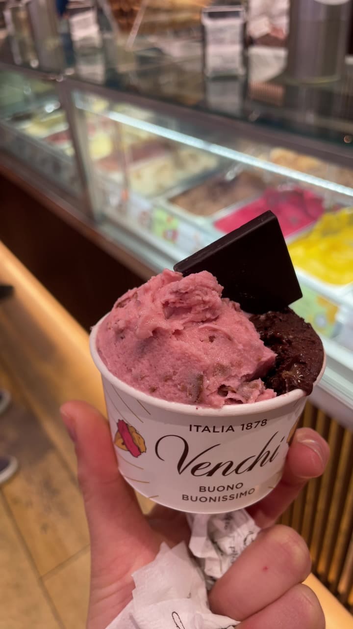 Venchi Chocolate and Gelato NOMAD