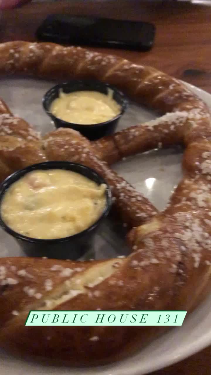 Video review of Public House 131