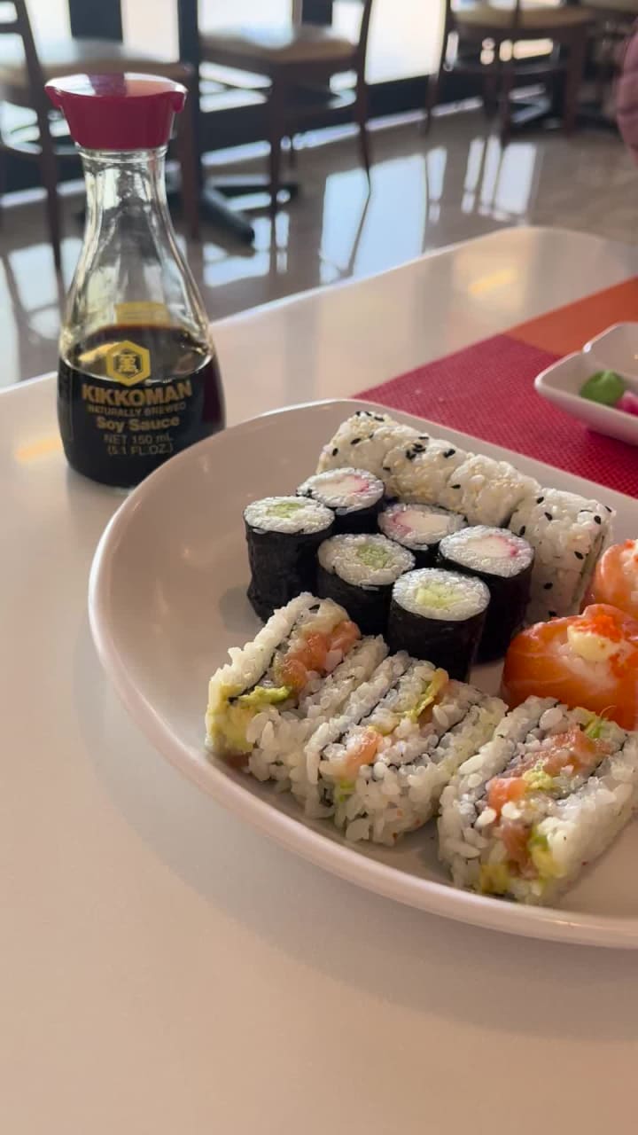 Hana Asian Cuisine and Cocktail Lounge