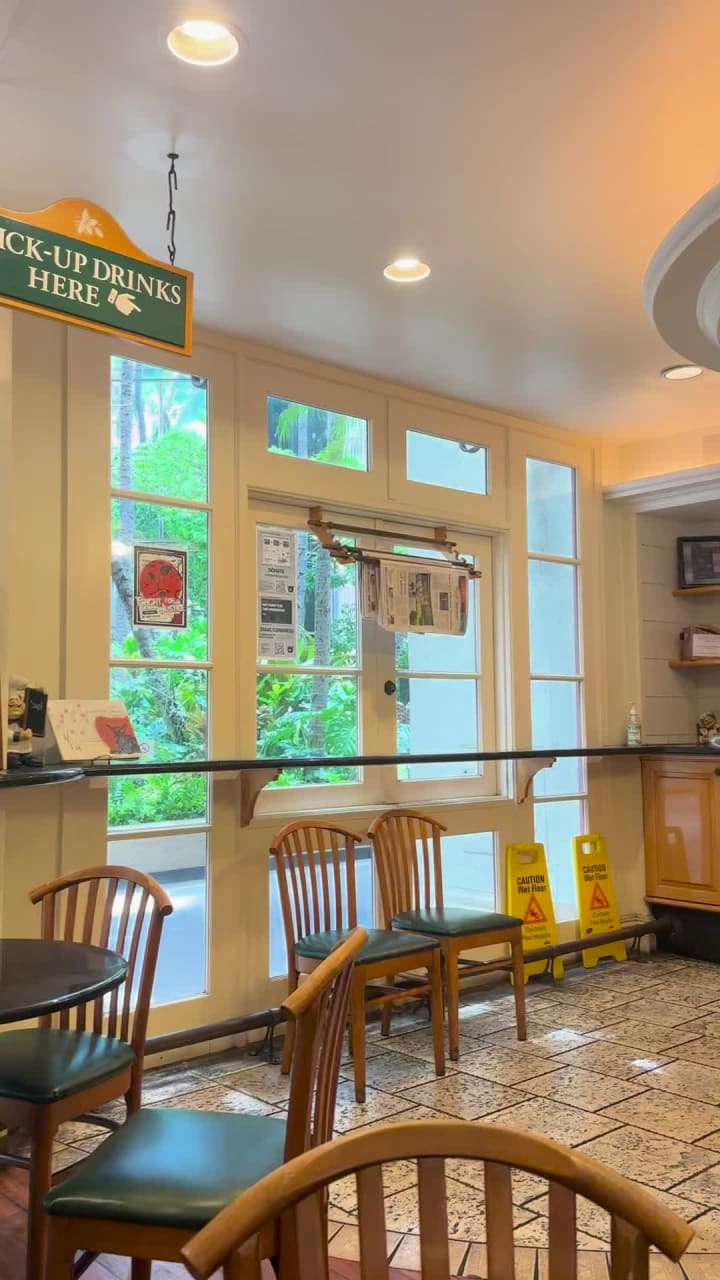 Video review of Honolulu Cafe