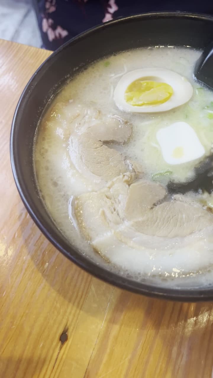 Máº¹cha Noodle Bar