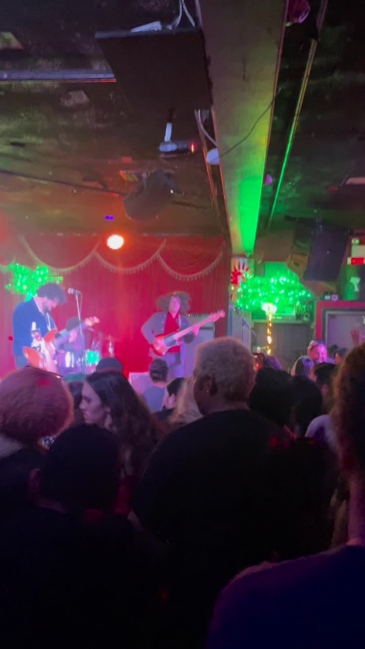 Video review of Fangtasia