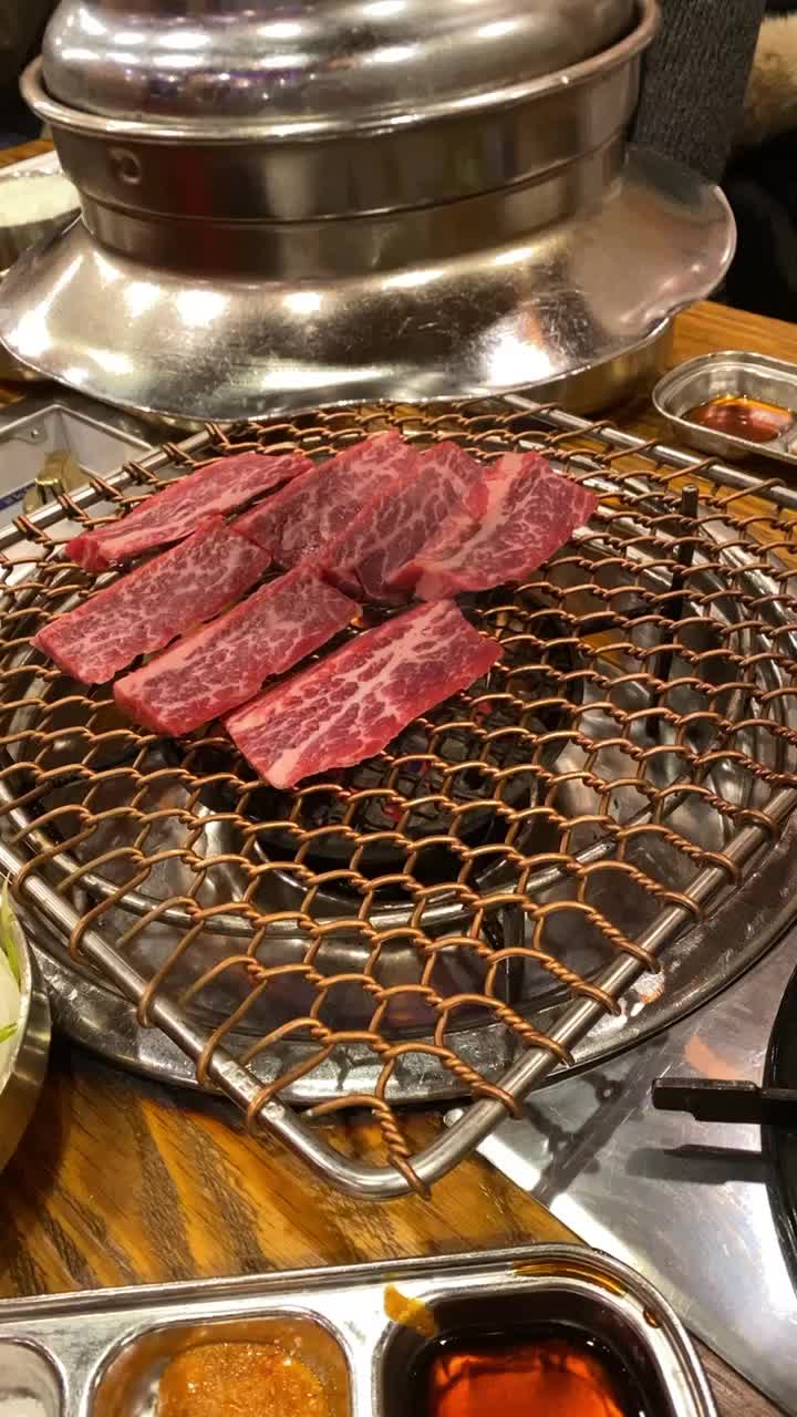 Video review of Jongro BBQ