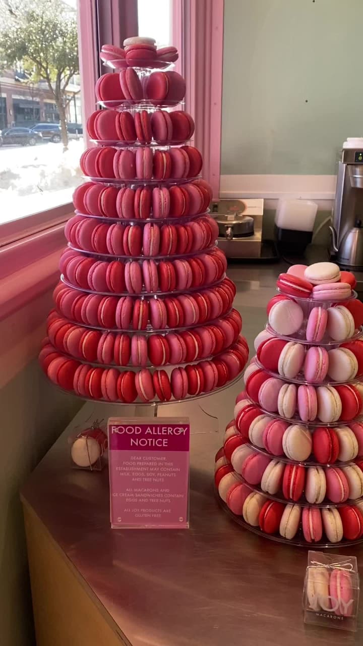 Video review of Joy Macarons