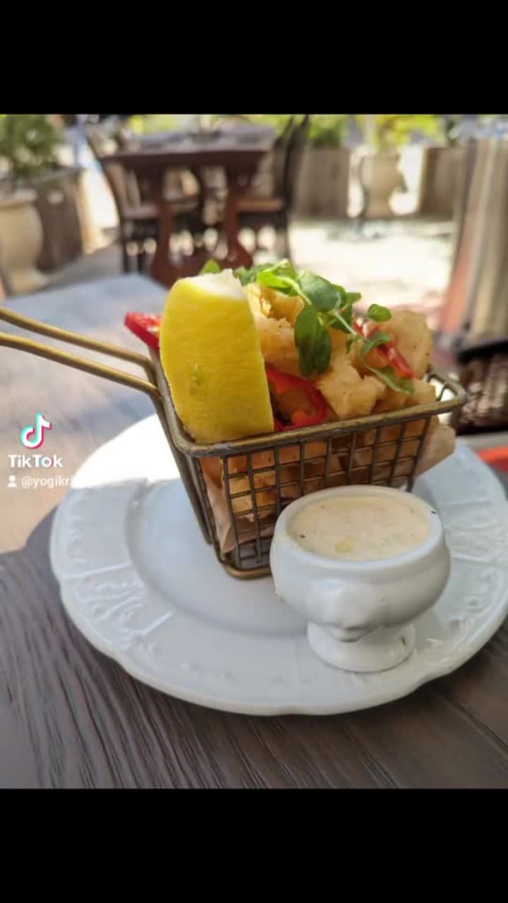 Lillie's Garden & Bistro