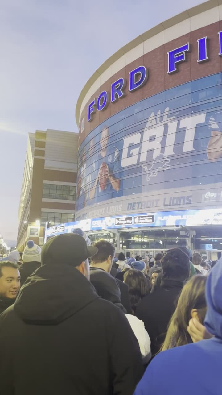 Video review of Ford Field