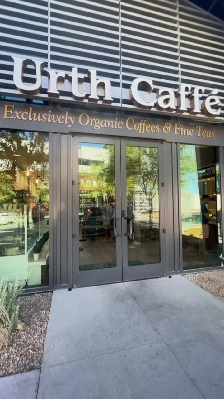 Urth Caffé