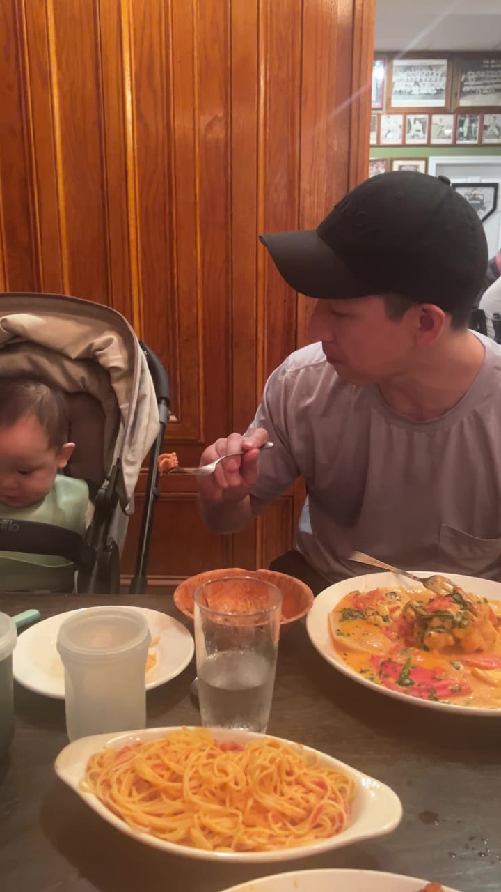 Video review of Angelo's Fairmount Tavern