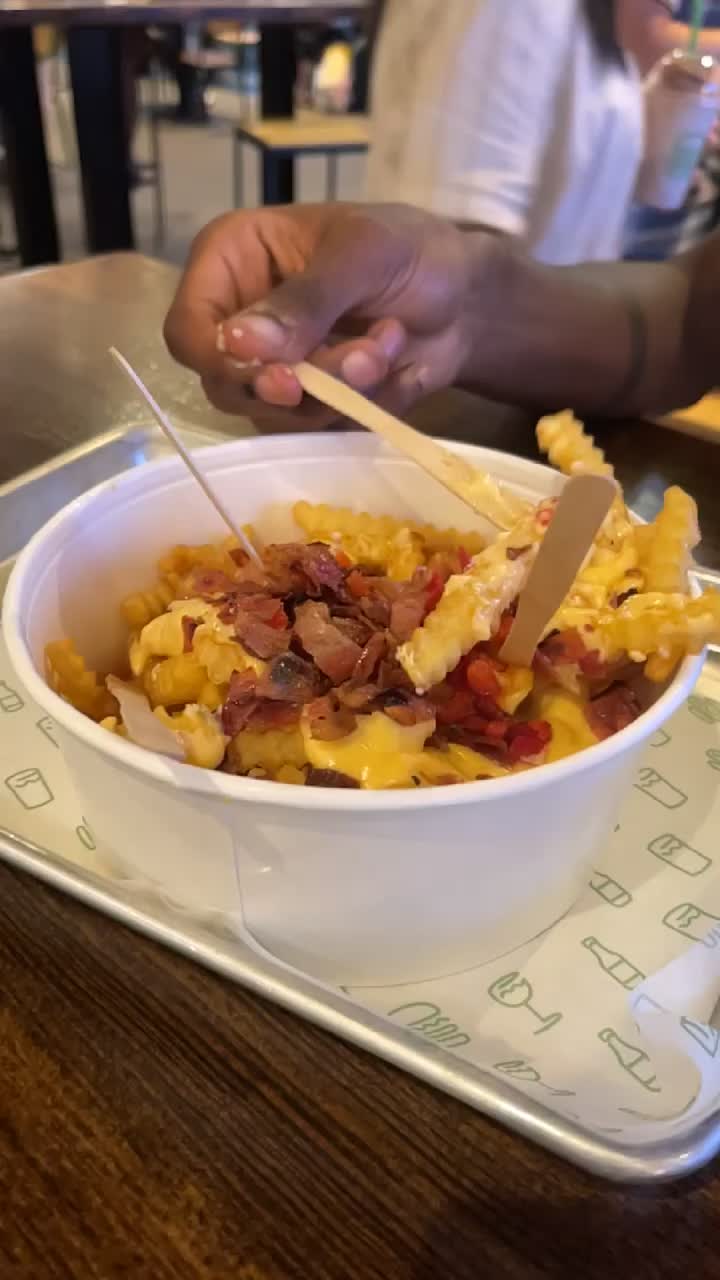 Video review of Shake Shack