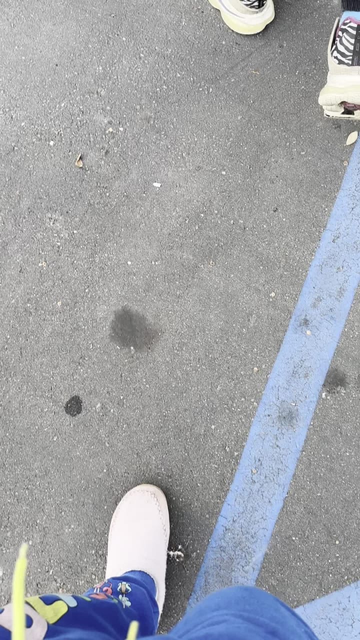 Video review of Golden Burger