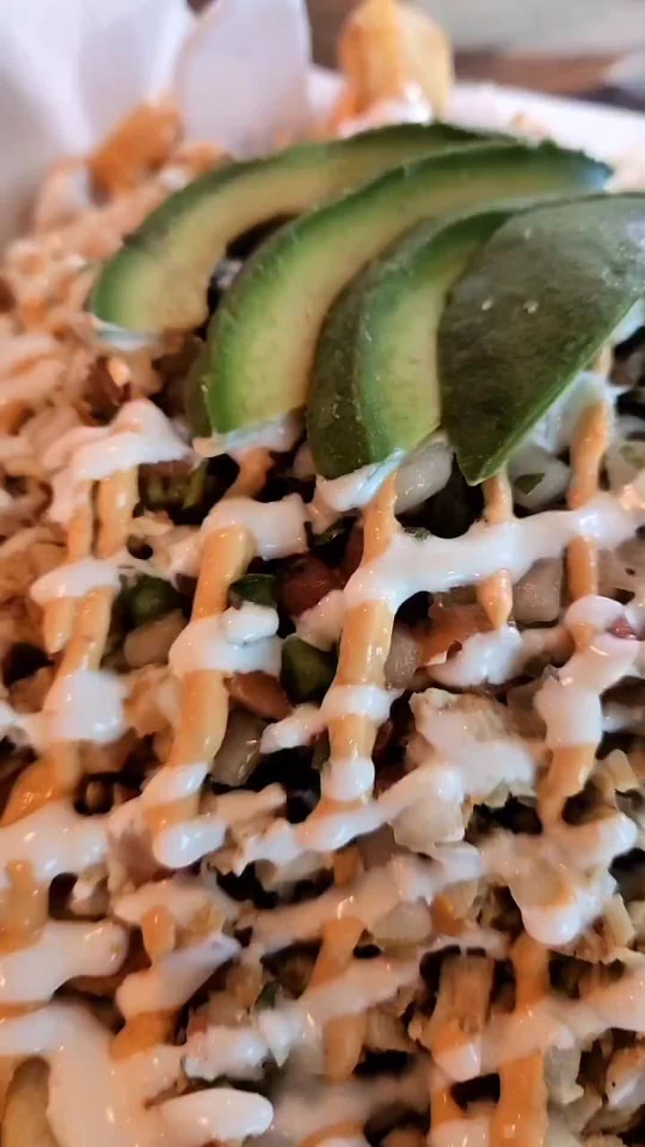 Vintage Crown - Micheladas & Tacos