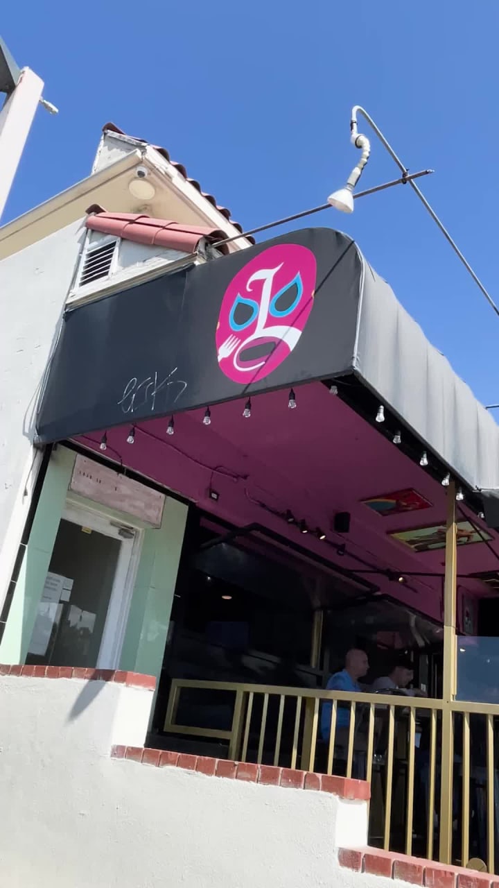 Video review of Lucha Libre Taco Shop