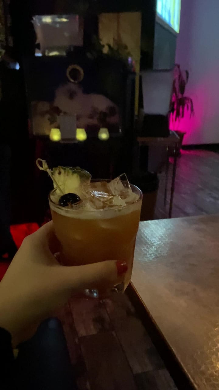 Video review of Rose Temple