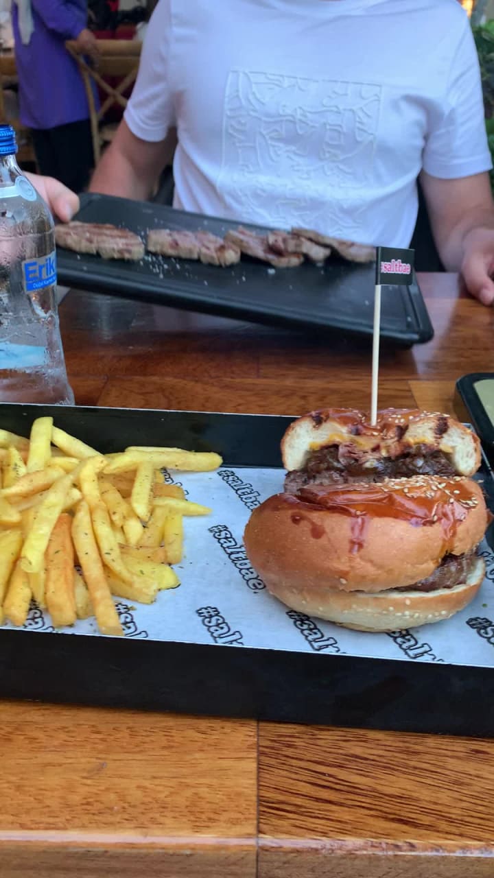 Nusr-Et Maçka Palas