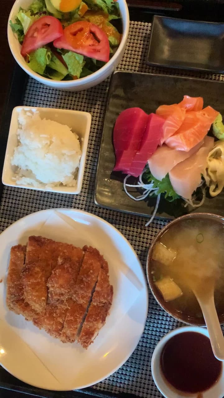 Kiwami Sushi Bar & Sake House