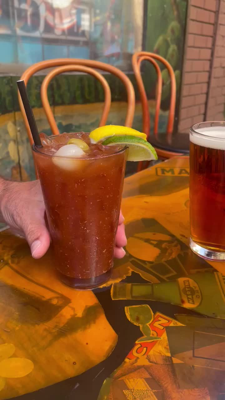 Video review of Vesuvio Cafe