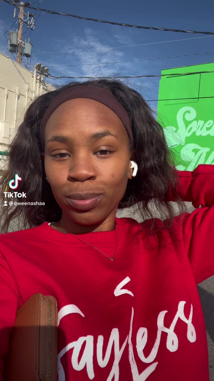 Video review of Insomnia Cookies