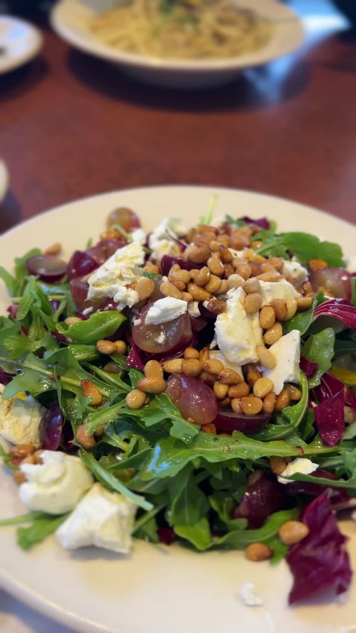 Video review of Amici's East Coast Pizzeria