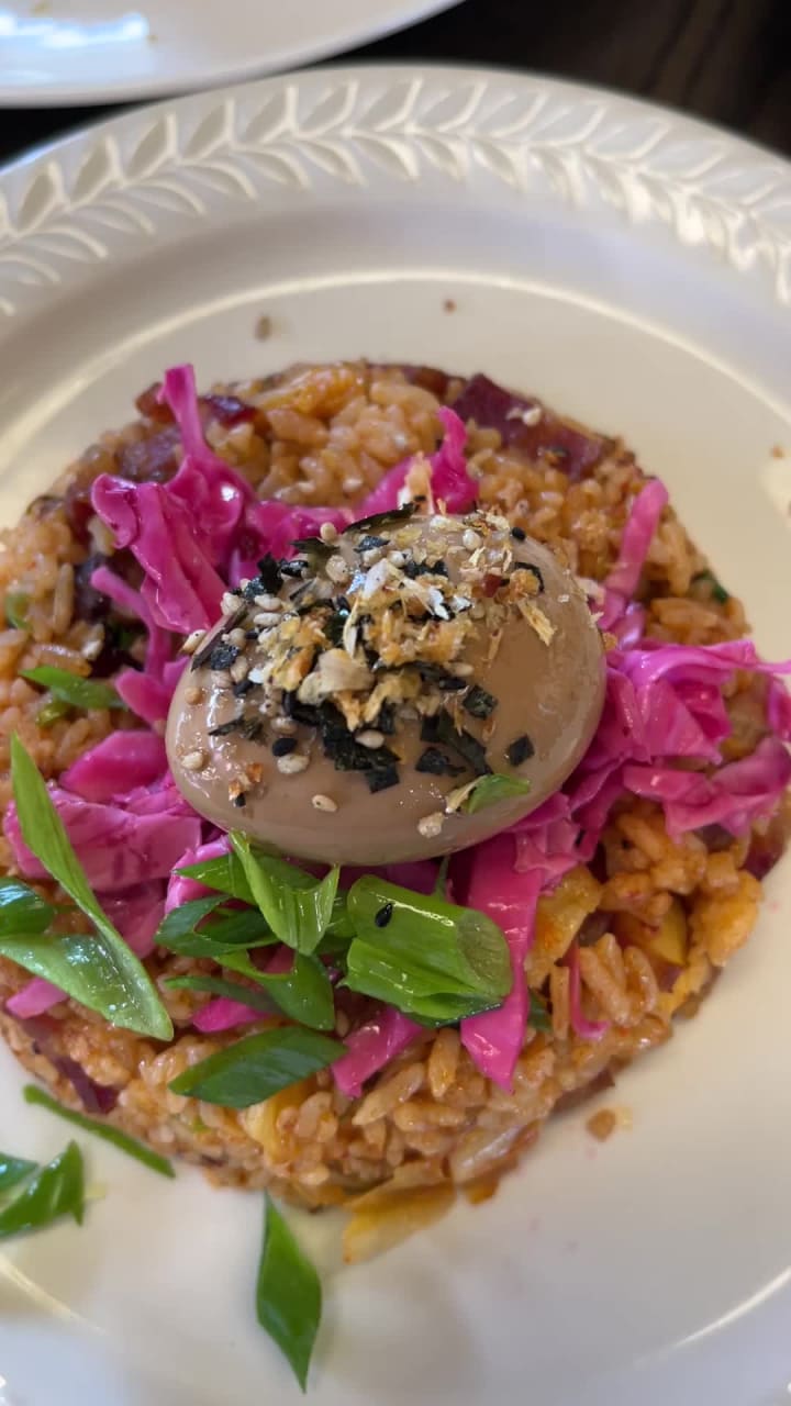 Video review of Paia Bay Coffee & Bar