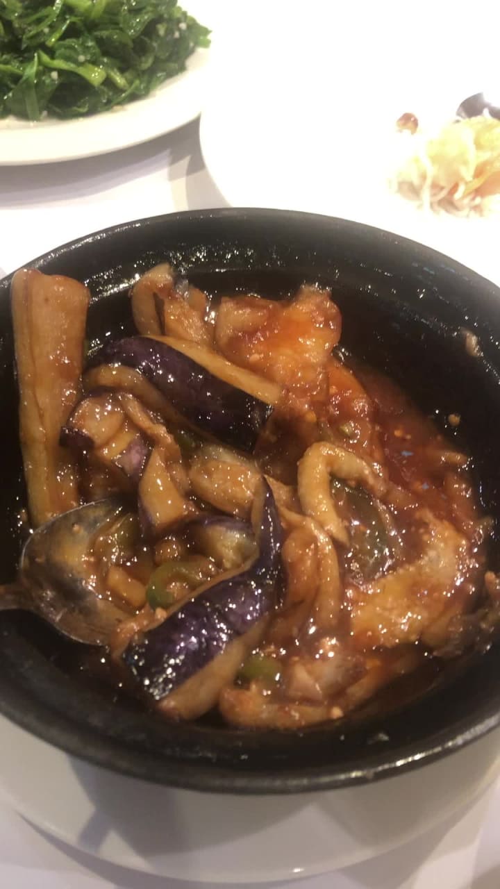 Video review of S & T Hong Kong Seafood Restaurant