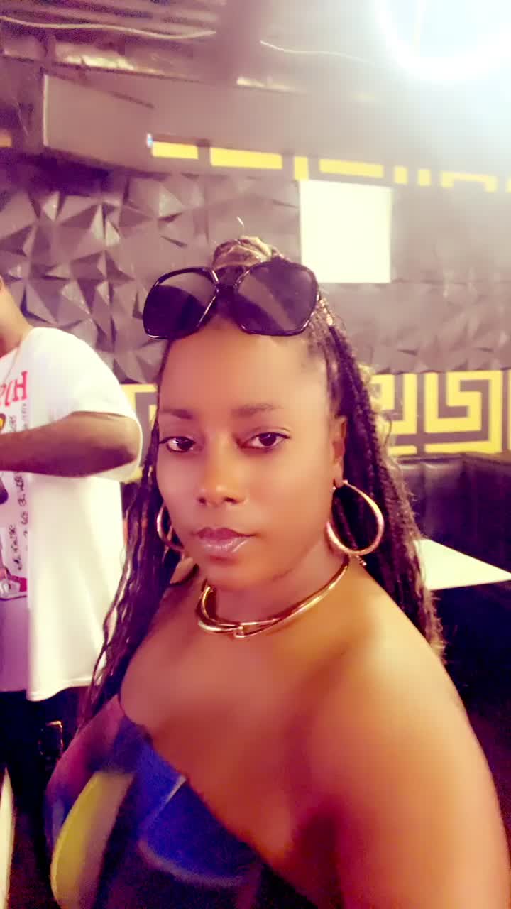 Crave Restaurant and Lounge