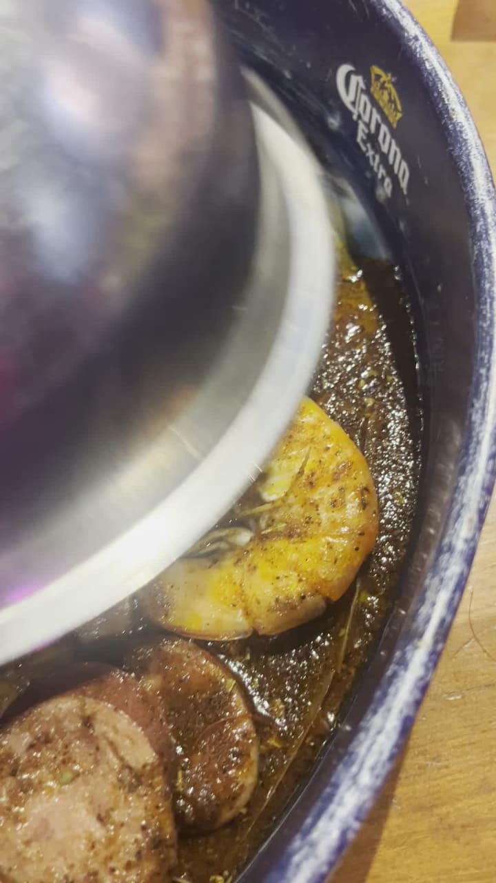 Fish  N tail oyster bar 