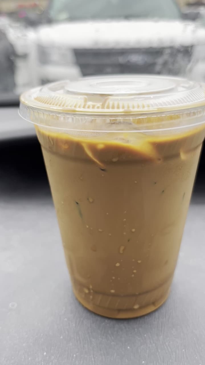 Video review of Duc Huong Gio CHA Sandwiches