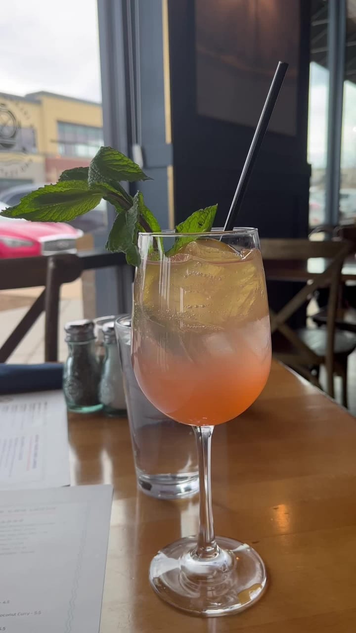 Video review of Blue Island Oyster Bar