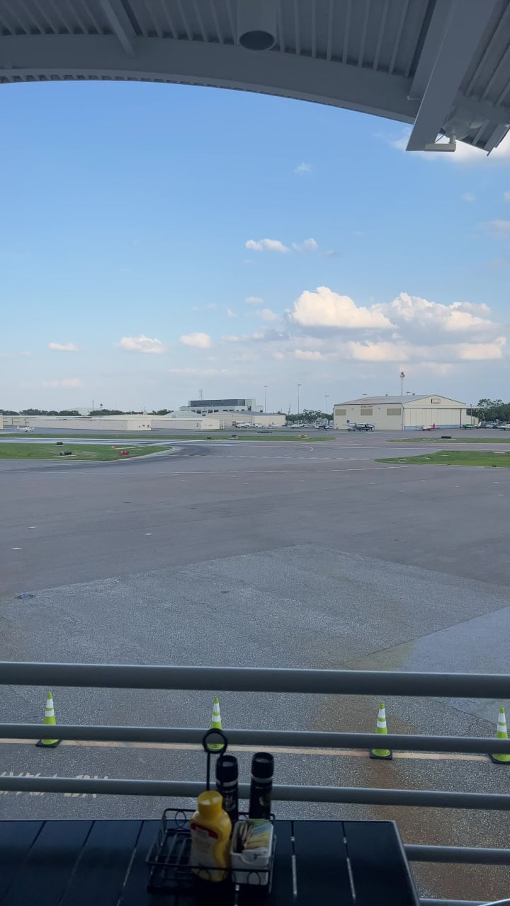 Video review of Hangar Restaurant and Flight Lounge