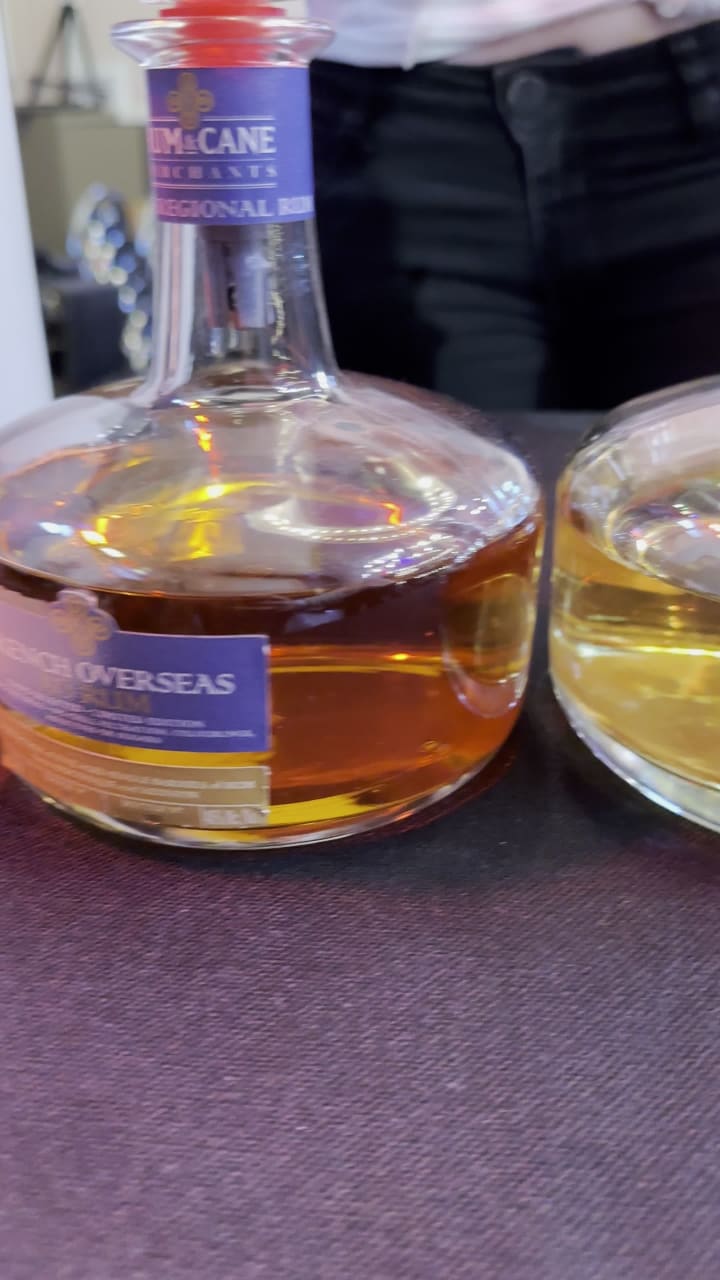 Video review of Logan Square Auditorium