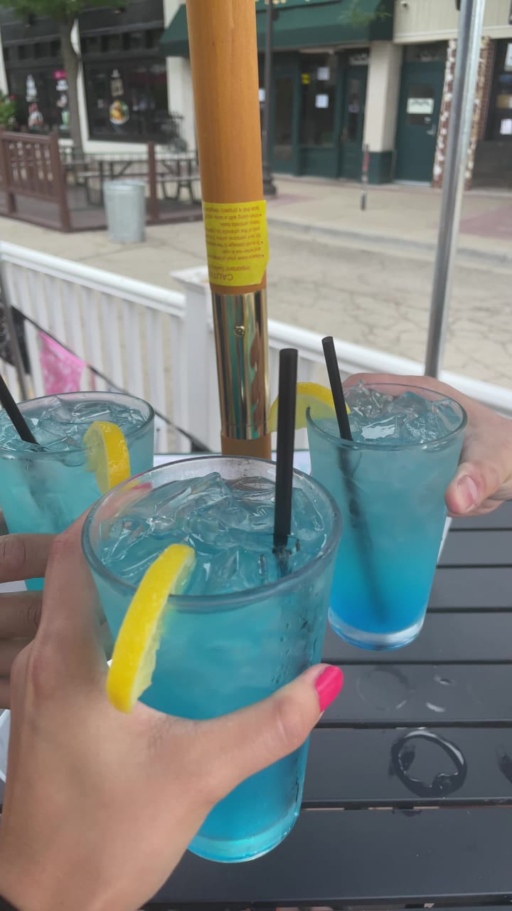 Video review of O'Tooles Irish American Grill & Bar