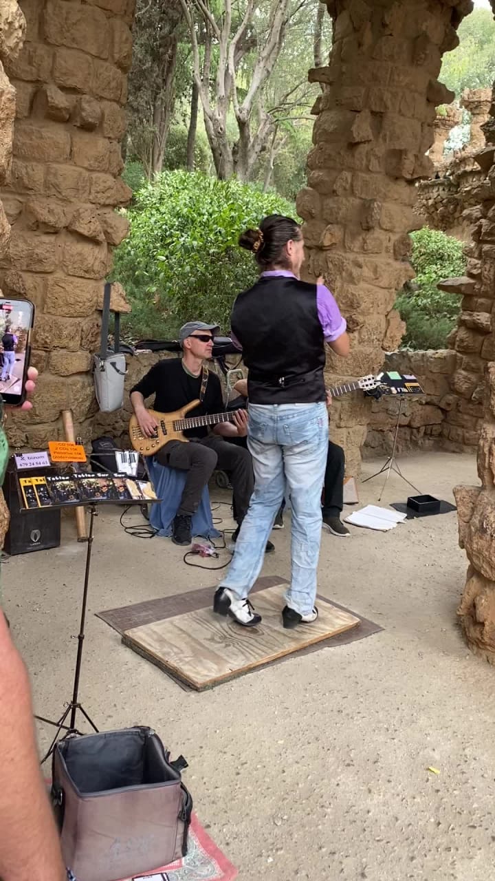 Video review of Park Güell