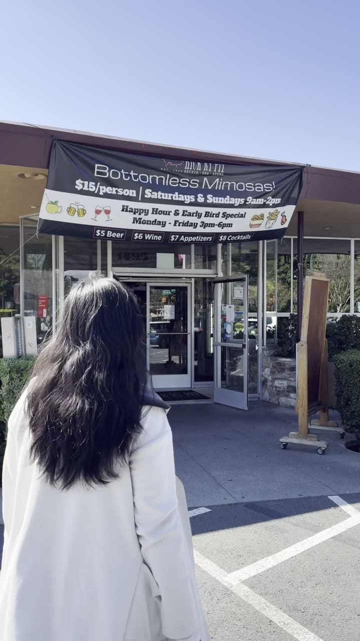 Video review of The Original Hick'ry Pit