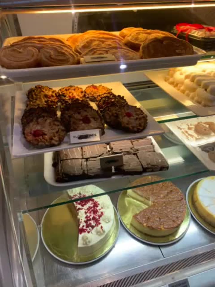 Video review of Caffè Magnifico