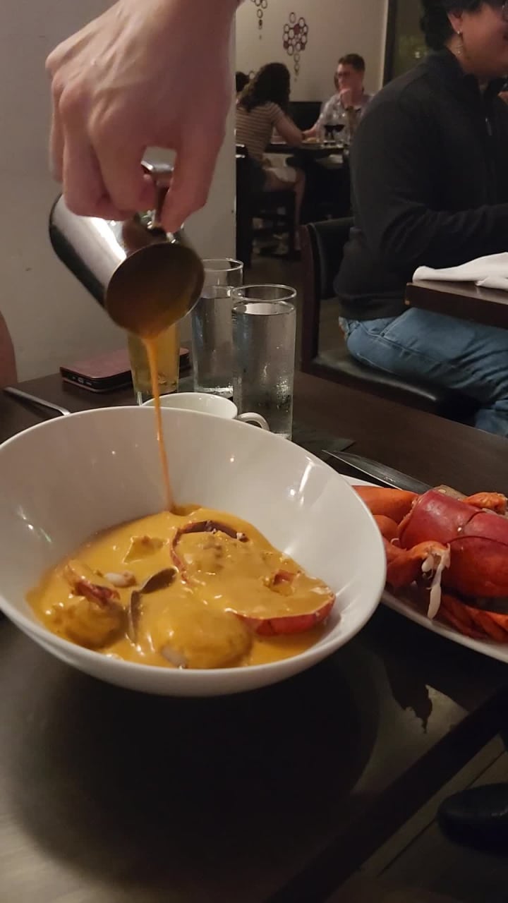 Ya-Ya’s Chophouse & Seafood