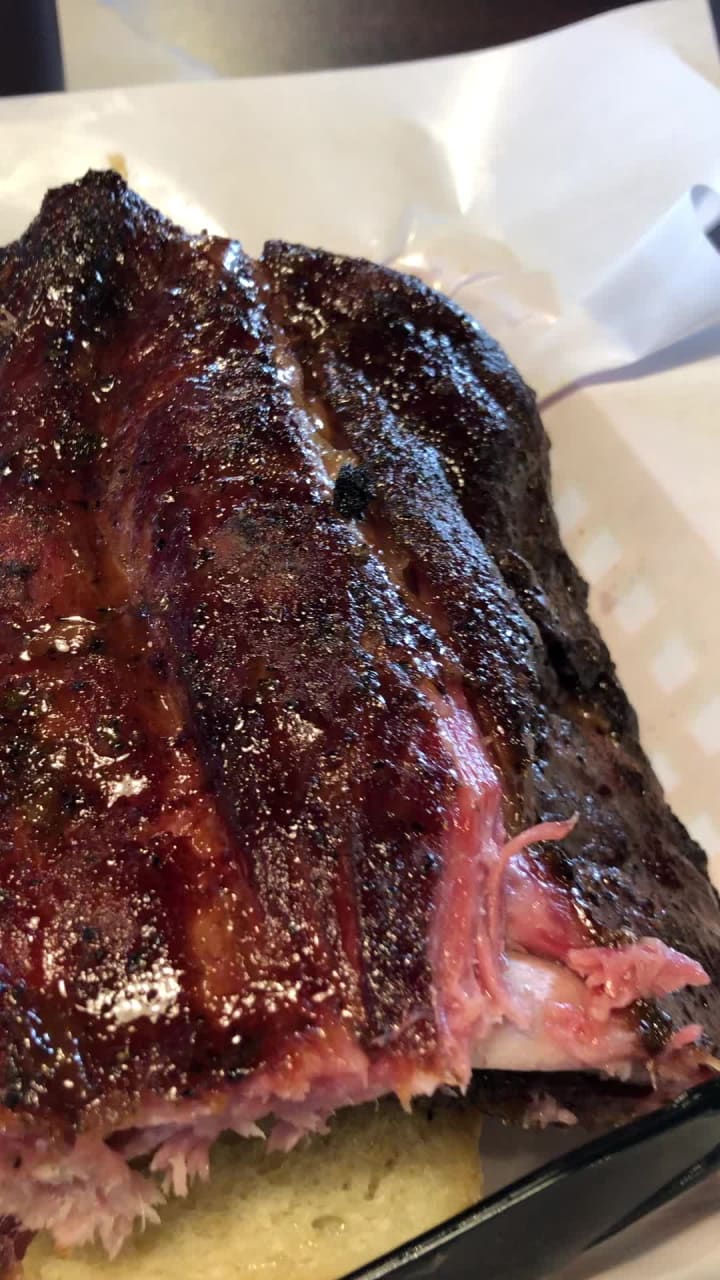 Video review of Pappy's Smokehouse