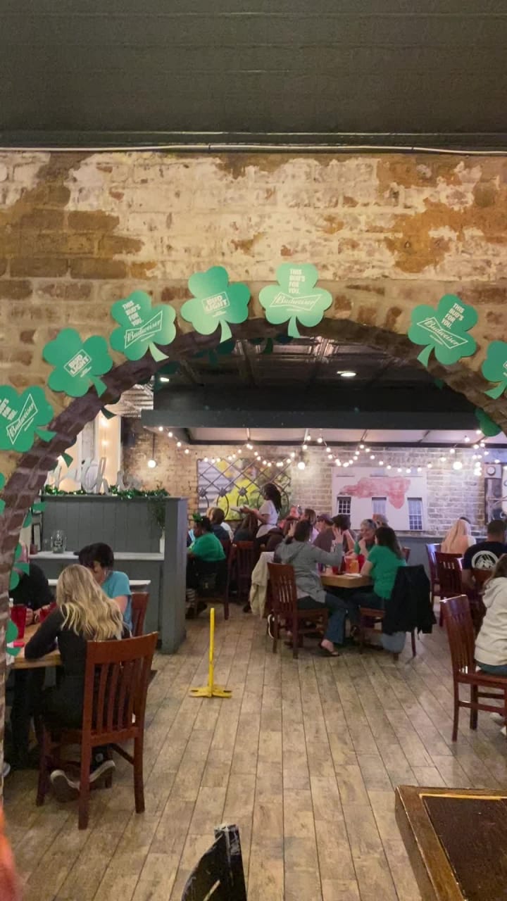 Video review of Pour Larry's