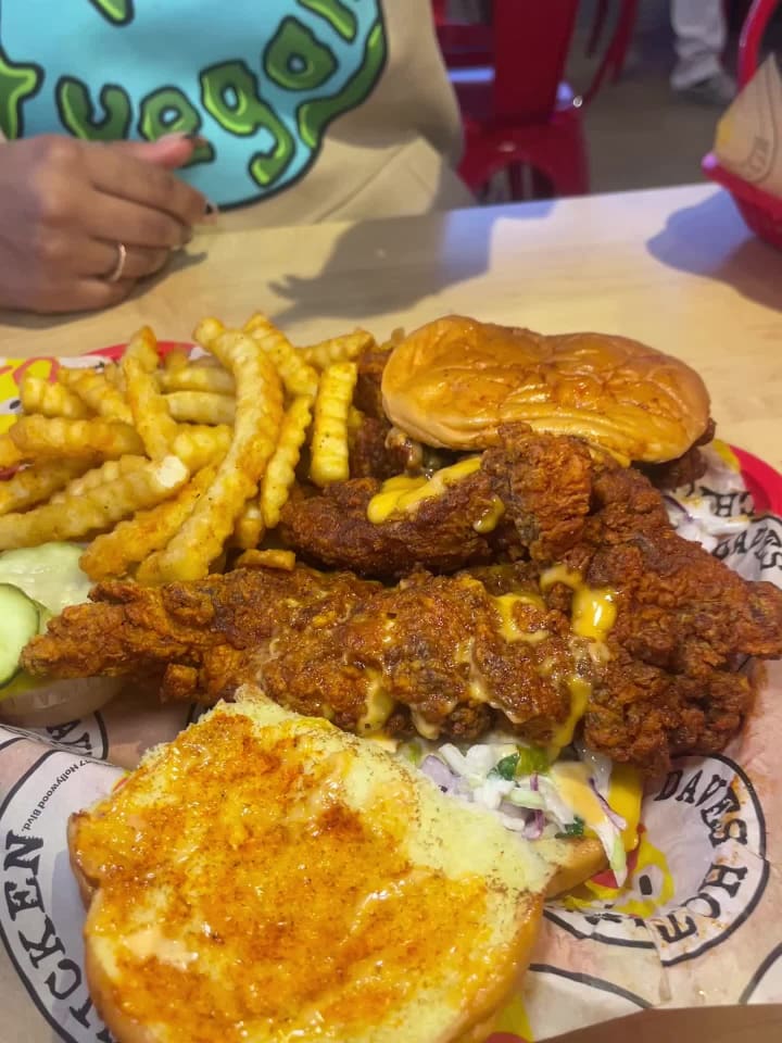 Daves Hot Chicken 