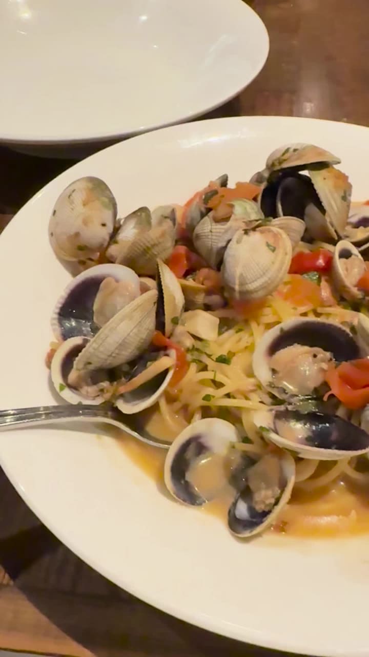 Video review of Iavarone Cafè & Pizzeria