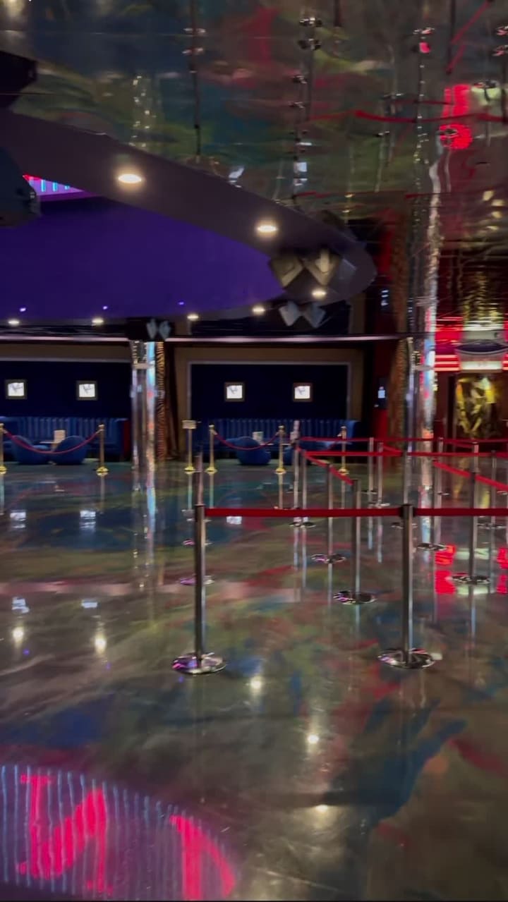 Video review of Brenden Theatres