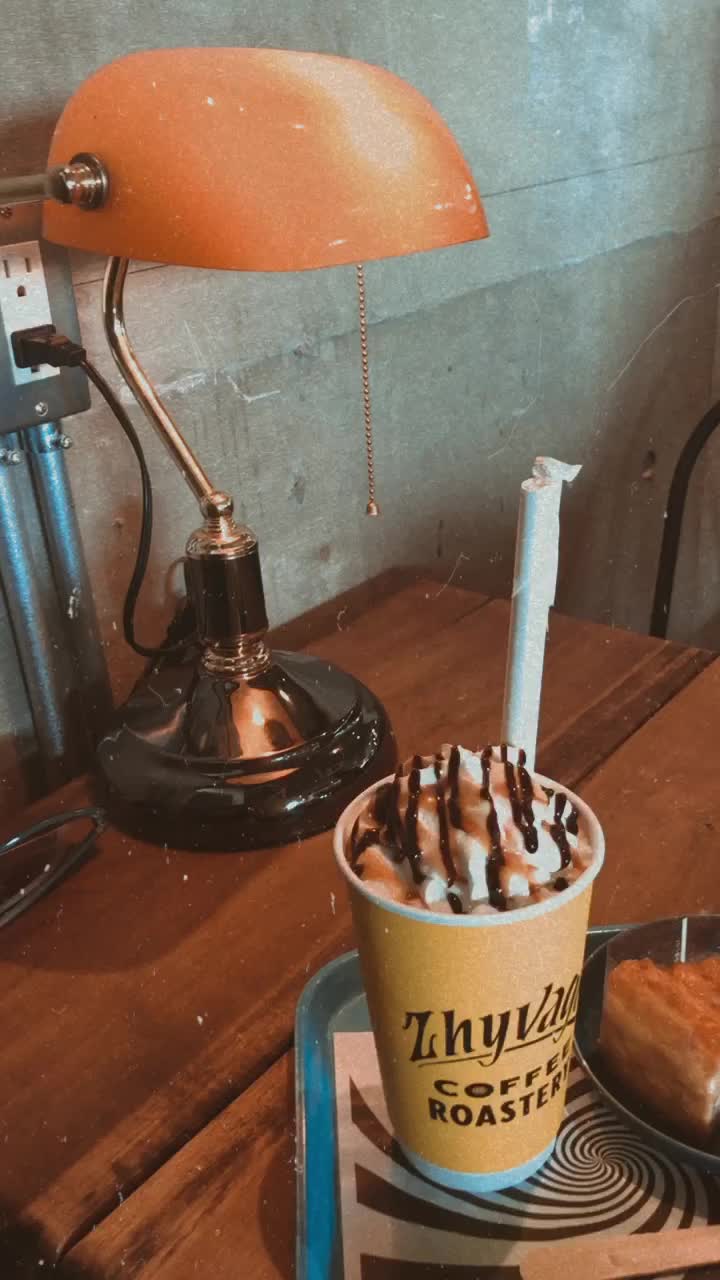 ZHYVAGO COFFEE WORKS OKINAWA