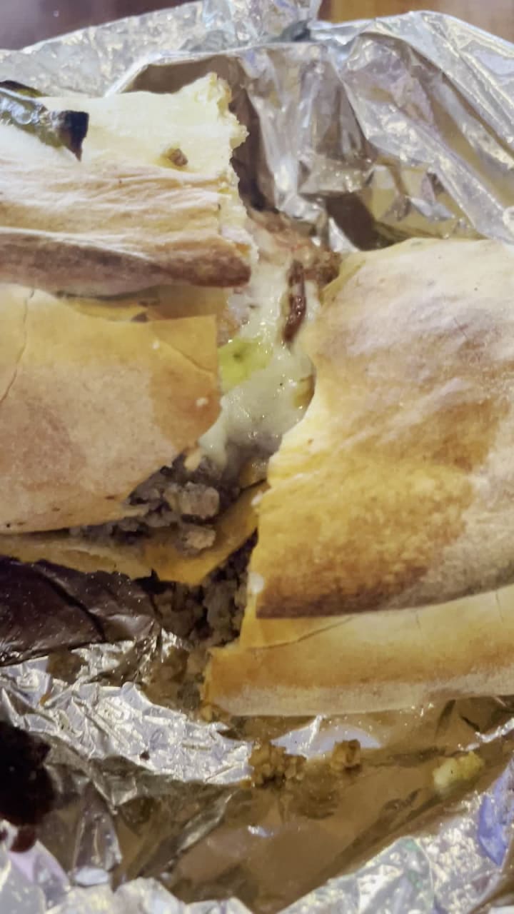 Video review of Nicola Pizza