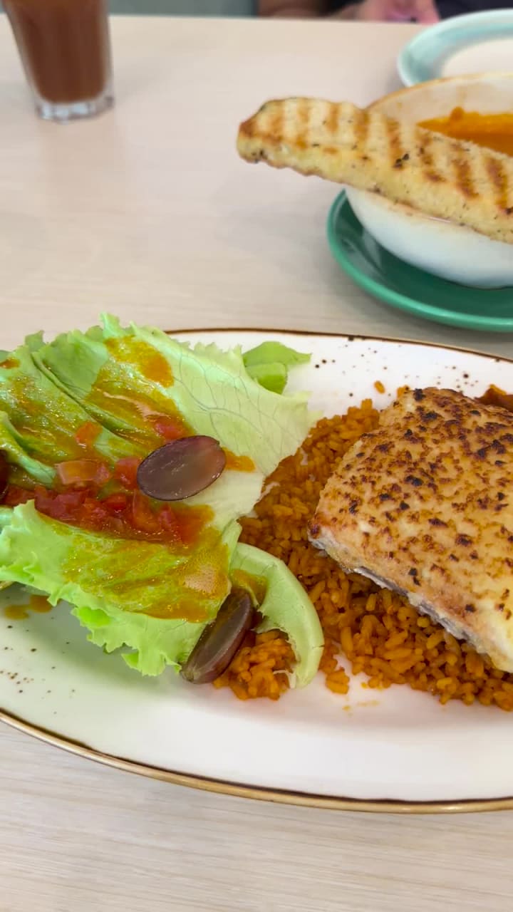 Conti's Bakeshop & Restaurant