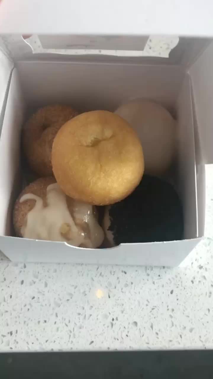 Video review of Simply Done Donuts