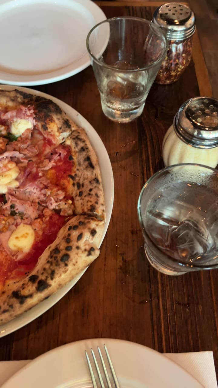 Bavaro s Pizza Napoletana and Pastaria