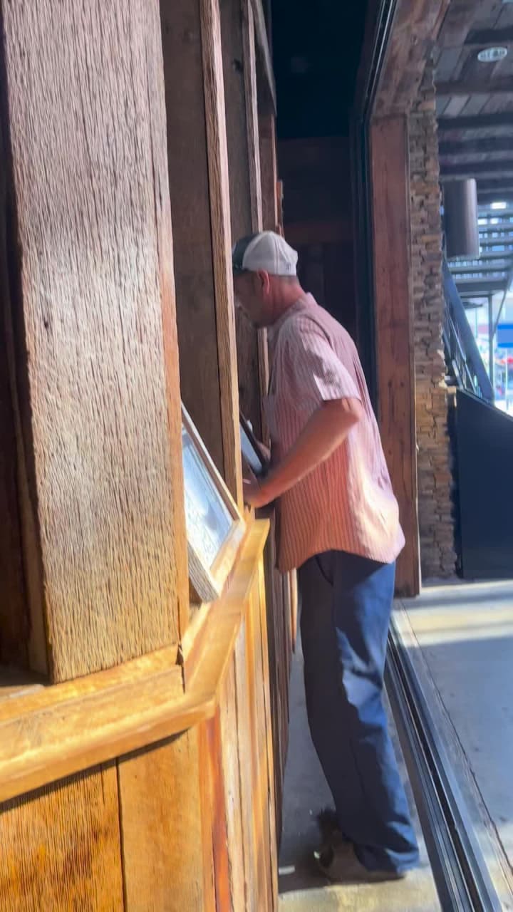 Video review of Ole Smoky Moonshine Distillery